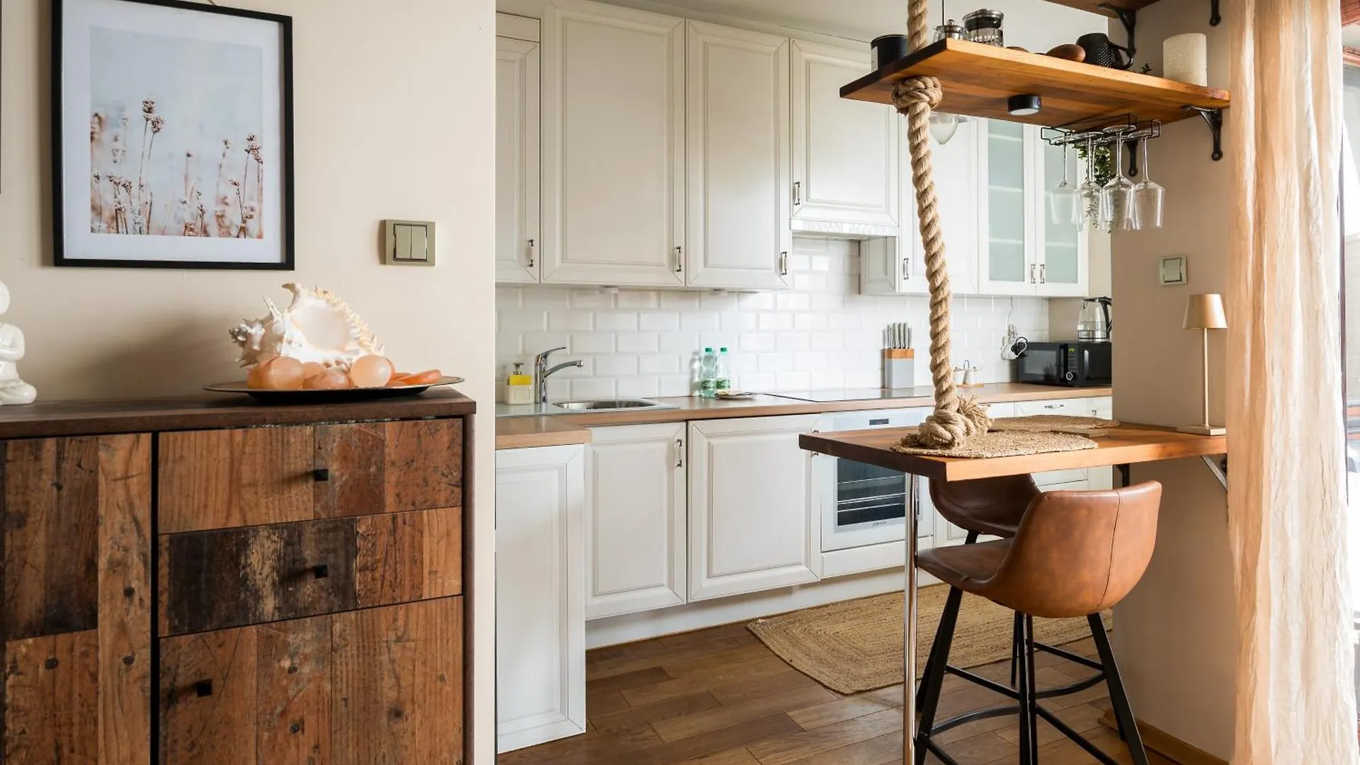 Klobucka Urban Jungle Studio Apartment Warsaw 0*,  Poland