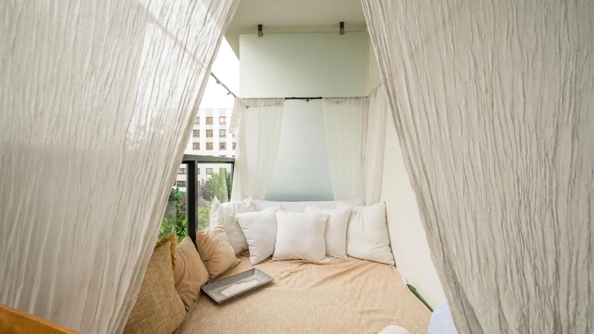 Klobucka Urban Jungle Studio Apartment Warsaw 0*,